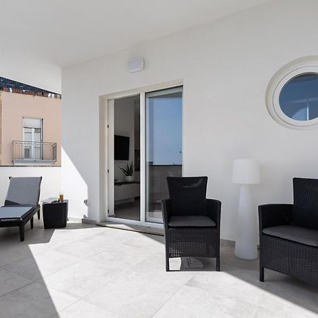 Oneweek Gaeta Suites And Apartments エクステリア 写真