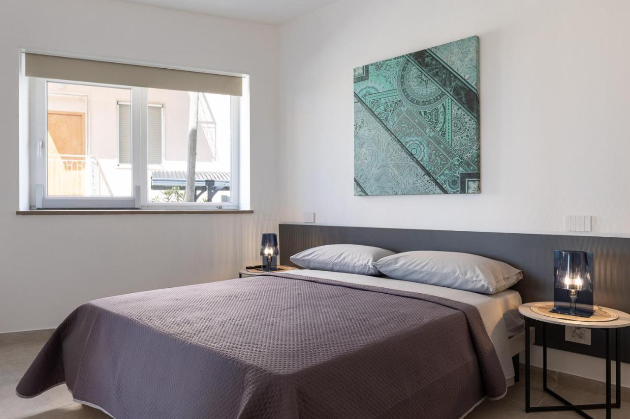 Oneweek Gaeta Suites And Apartments エクステリア 写真