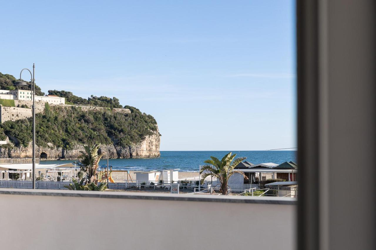 Oneweek Gaeta Suites And Apartments エクステリア 写真