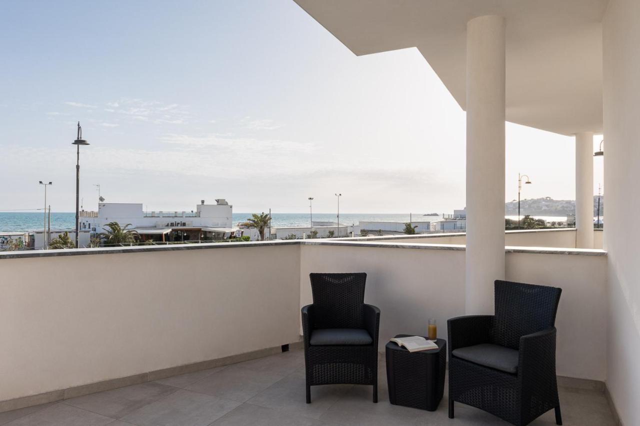 Oneweek Gaeta Suites And Apartments エクステリア 写真